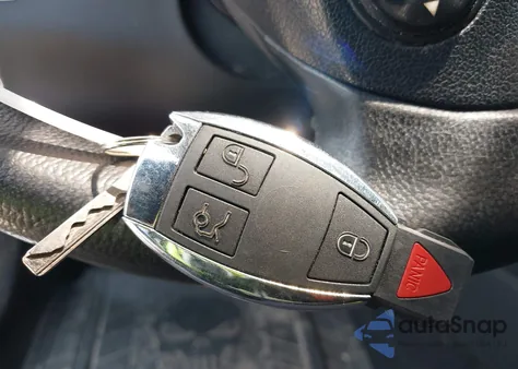 2007 Mercedes-Benz S 550 550 from USA, damaged, VIN WDDNG71X87A067073